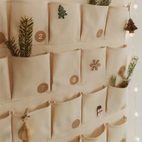 Reusable Canvas Christmas Pocket Calendar for Wall Hanging
