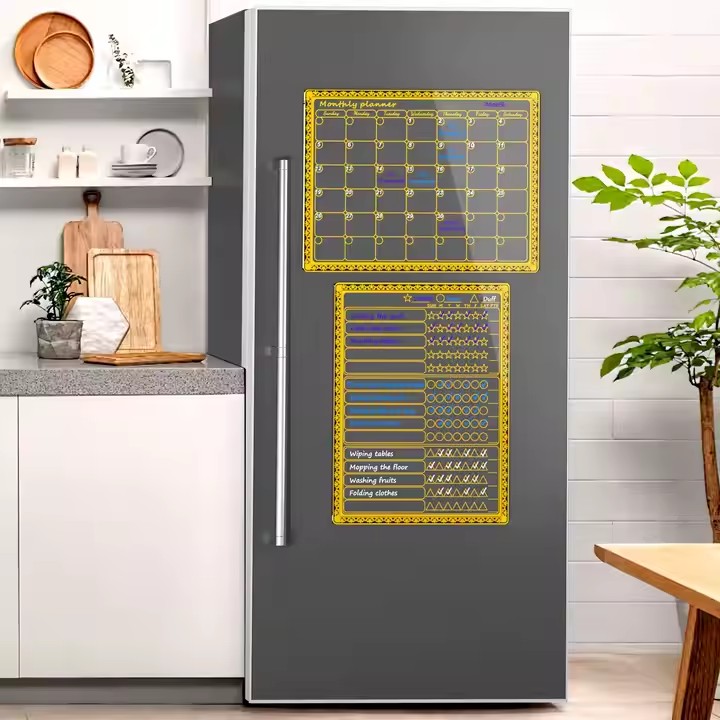 Magnetic daily dry erase whiteboard calendar for fridge or wall use