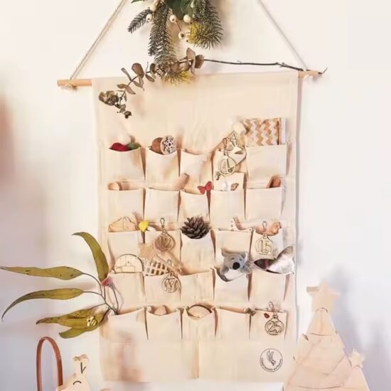 Reusable Christmas Hanging Pocket Calendar for Home Decoration