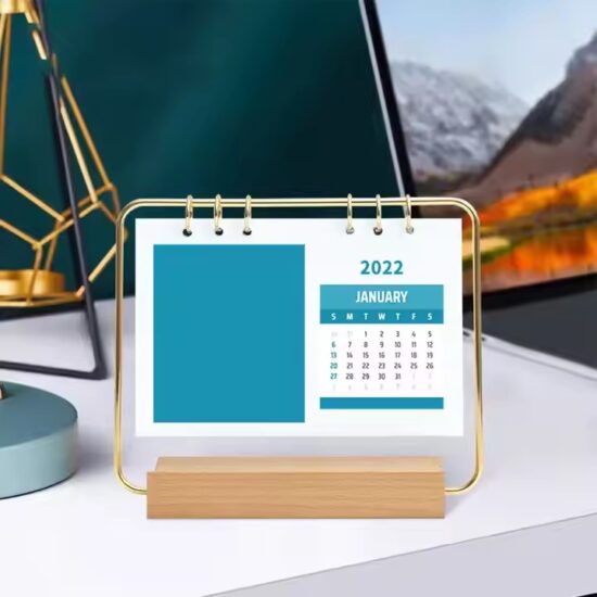Elegant desktop calendar for time management and daily organization

