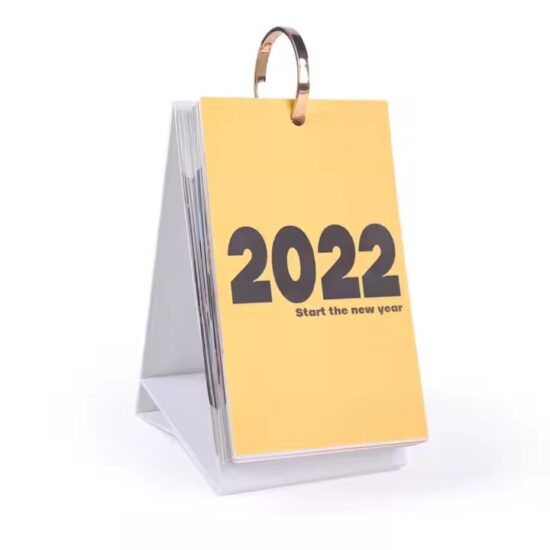 Minimalist desk calendar for effective daily planning and organization